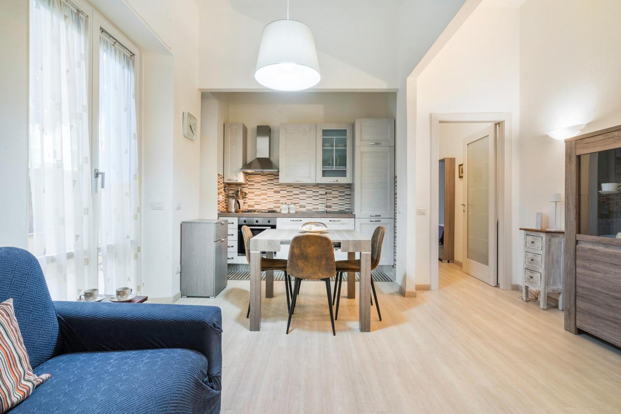 Appartamento Incantevole Con Patio ฟลอเรนซ์ ภายนอก รูปภาพ